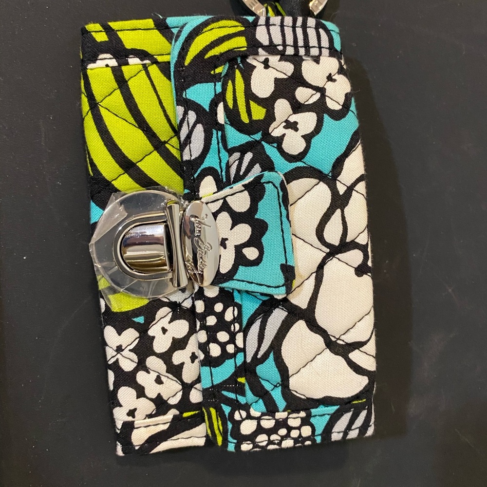 Vera Bradley Island Bloom Quick swipe ID case